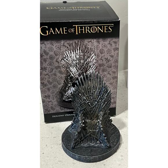 Dark Horse Other - Collectible Figurine Game of Thrones7" Iron Throne Replica